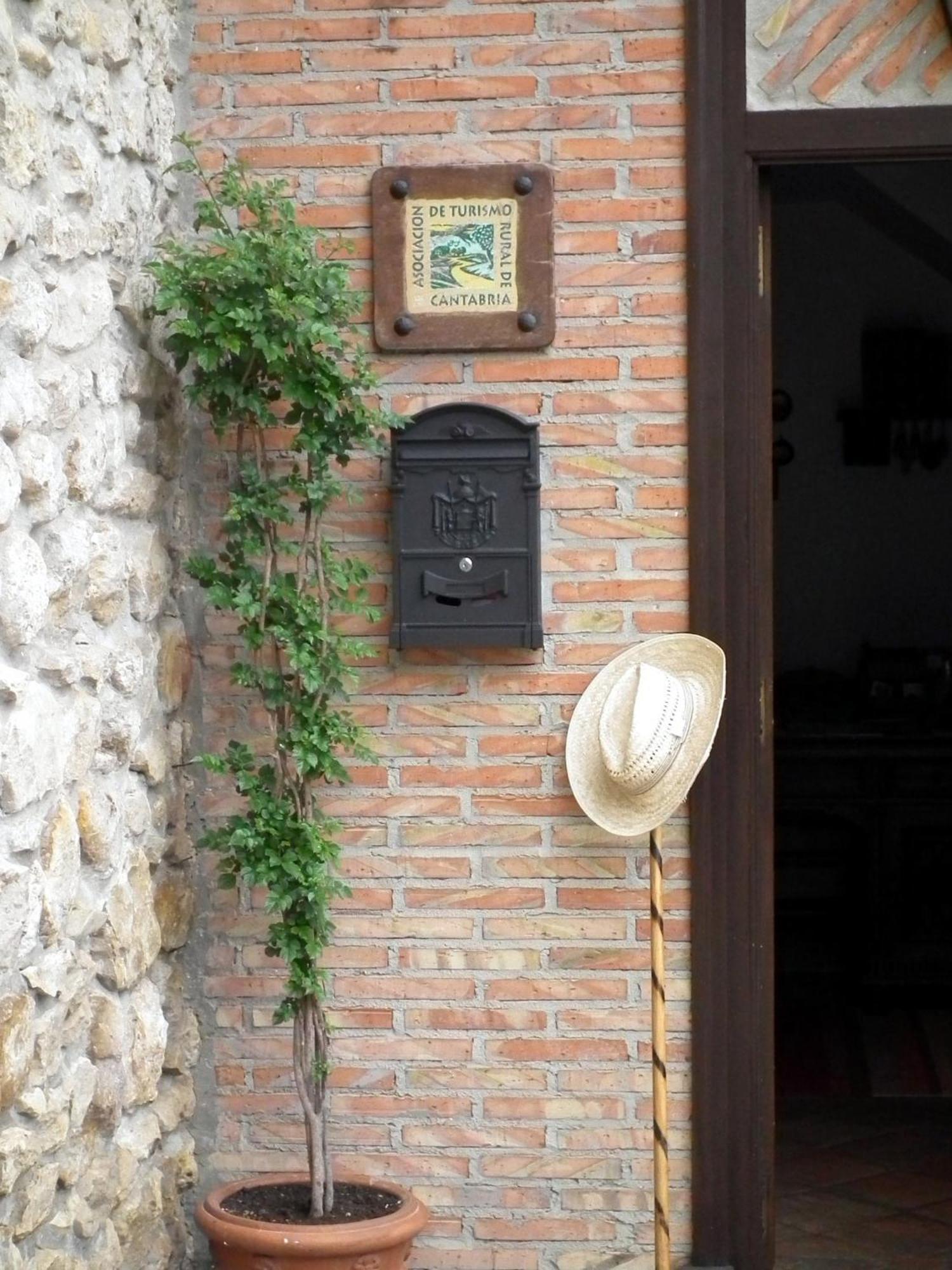 Posada De Muno Muñorrodero Extérieur photo